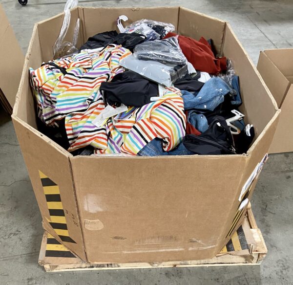 Female-clothing-pallet.jpg