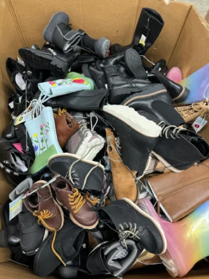 Target Kids Boots-150 Pairs